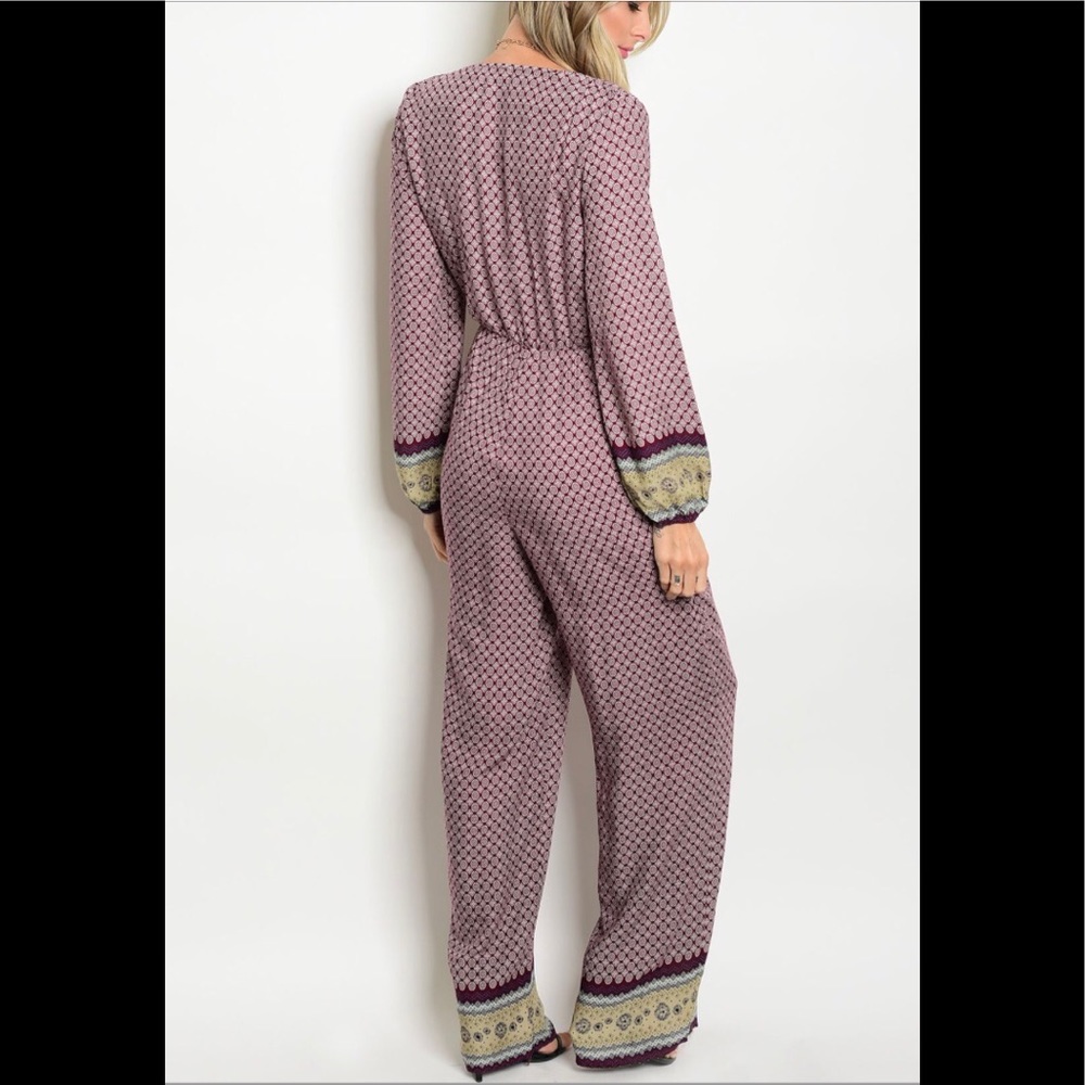 1LEFT Long Sleeve V neck Jumpsuit - Picture 2 of 5